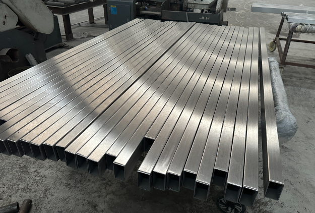 海东不锈钢方管